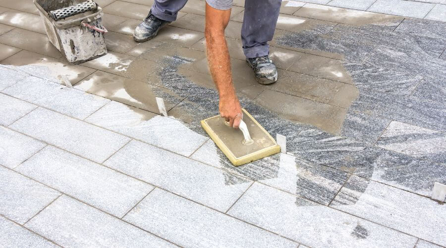 Professional gutter cleaning in Stoneham, MA